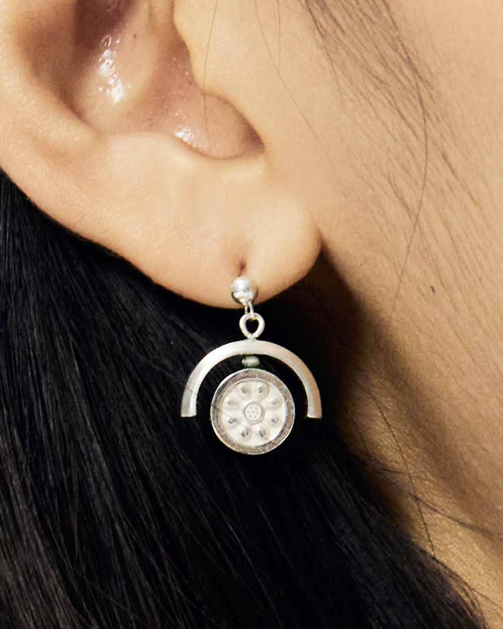 와당 연꽃 오색 귀걸이 Wadang lotus color earring